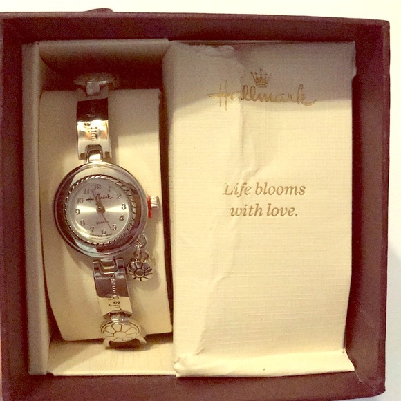 Brand new Hallmark Silvertone Watch - Picture 1 of 3